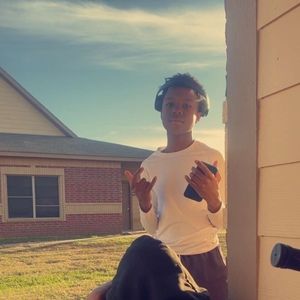 Meet your Posher, Aiden